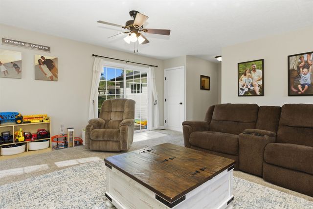 137 Edgewood Drive, Bedford, IN 47421