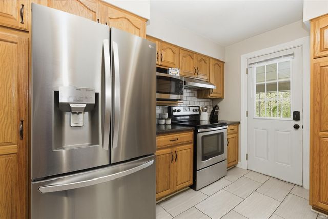 137 Edgewood Drive, Bedford, IN 47421
