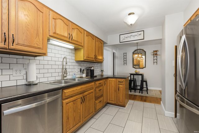 137 Edgewood Drive, Bedford, IN 47421