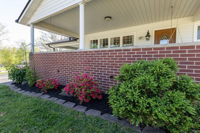 137 Edgewood Drive, Bedford, IN 47421