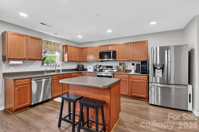 1200 Catawba Run, Lowell, NC 28098
