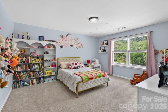 1200 Catawba Run, Lowell, NC 28098