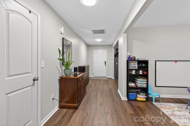 1200 Catawba Run, Lowell, NC 28098