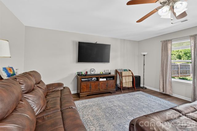 1200 Catawba Run, Lowell, NC 28098