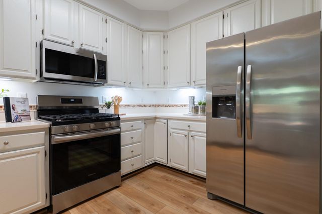 1211 WOODBROOK CT, Reston, VA 20194