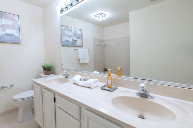 1211 WOODBROOK CT, Reston, VA 20194