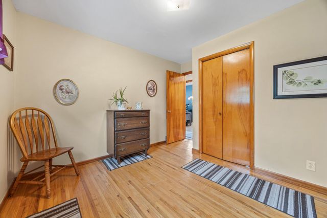 426 3rd Avenue E, West Fargo, ND 58078