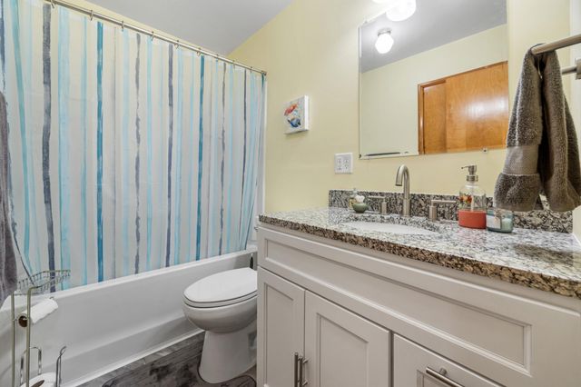 426 3rd Avenue E, West Fargo, ND 58078