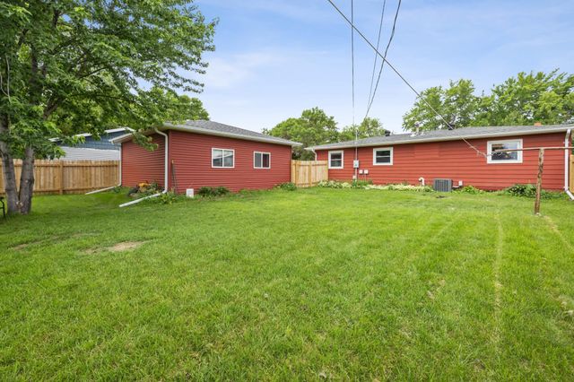 426 3rd Avenue E, West Fargo, ND 58078