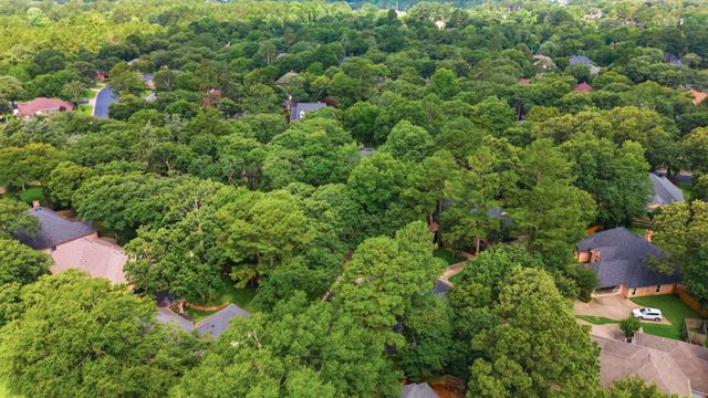4117 Hollow Oak Circle, Tyler, TX 75707