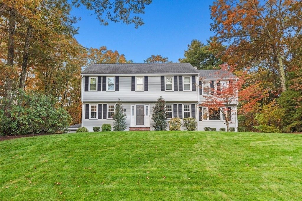 49 Scotch Dam Rd, Easton, MA 02375