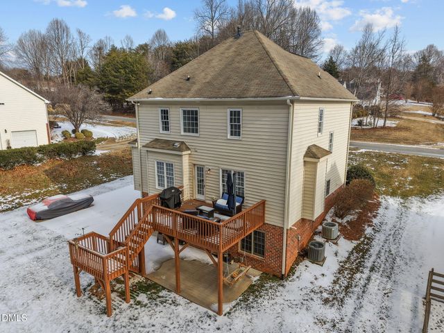 7511 Kristen Drive, Oak Ridge, NC 27310