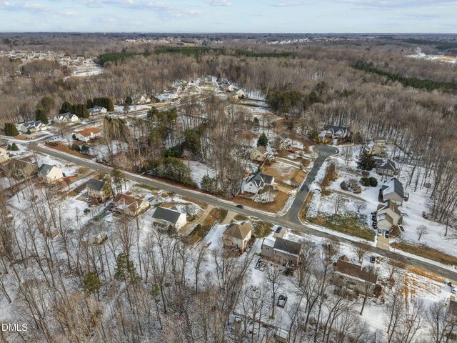 7511 Kristen Drive, Oak Ridge, NC 27310