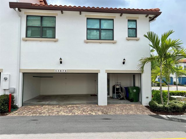 11679 SW 13th Court, Pembroke Pines, FL 33025