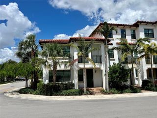 11679 SW 13th Court, Pembroke Pines, FL 33025