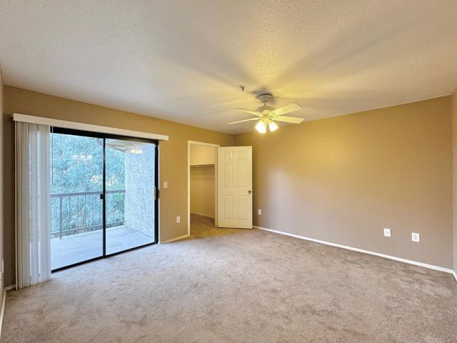 9450 N 95th Street Unit 215, Scottsdale, AZ 85258