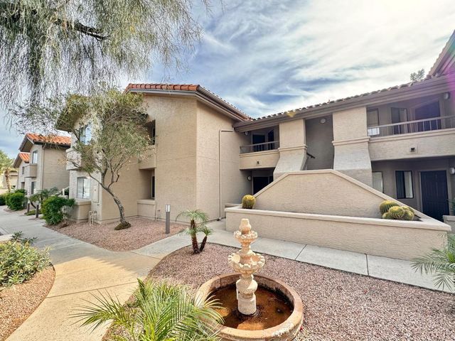 9450 N 95th Street Unit 215, Scottsdale, AZ 85258