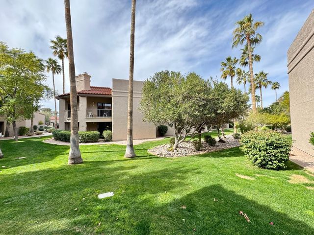 9450 N 95th Street Unit 215, Scottsdale, AZ 85258