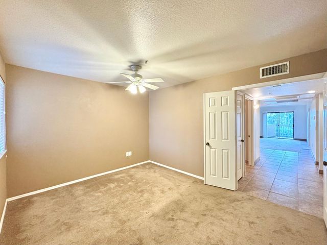 9450 N 95th Street Unit 215, Scottsdale, AZ 85258