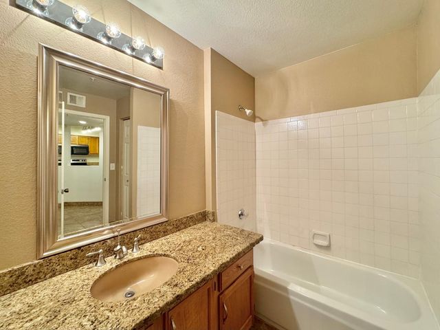 9450 N 95th Street Unit 215, Scottsdale, AZ 85258