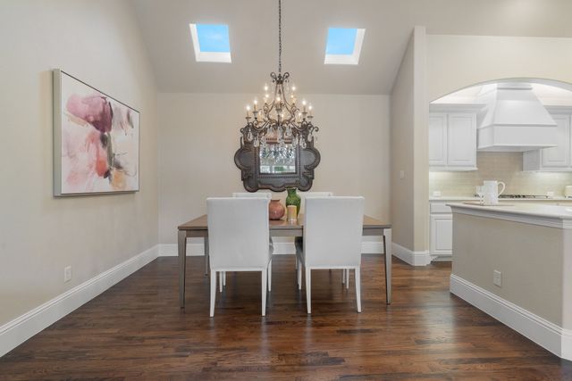 6166 Stapleford Circle, Dallas, TX 75252