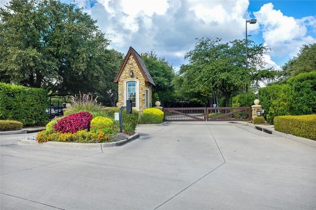 6166 Stapleford Circle, Dallas, TX 75252