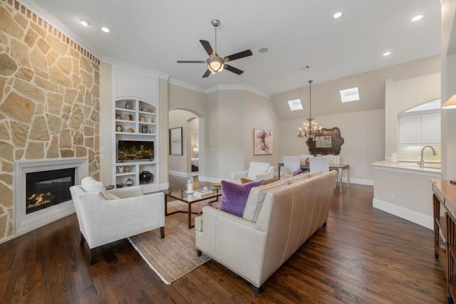 6166 Stapleford Circle, Dallas, TX 75252