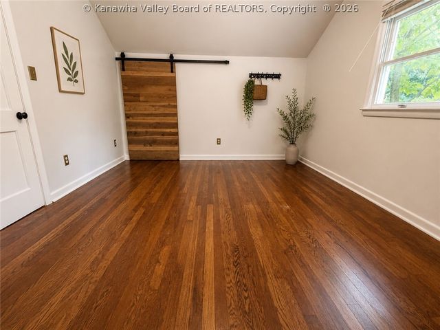 1215 Stonebrook Road, Charleston, WV 25314