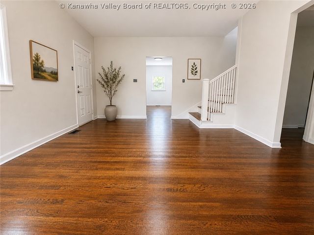 1215 Stonebrook Road, Charleston, WV 25314