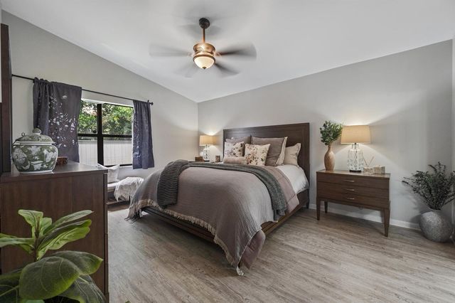 2482 Bedford Mews Drive, Wellington, FL 33414