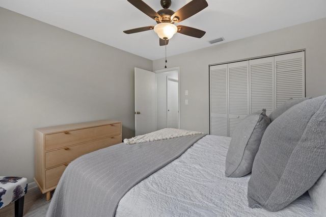 2482 Bedford Mews Drive, Wellington, FL 33414