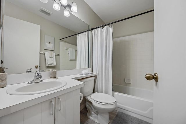 2482 Bedford Mews Drive, Wellington, FL 33414