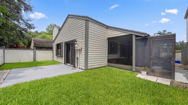 2482 Bedford Mews Drive, Wellington, FL 33414