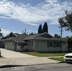 2243 Miner, Costa Mesa, CA 92627