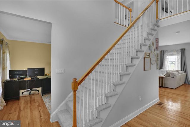 36 MINE RD, Fleetwood, PA 19522