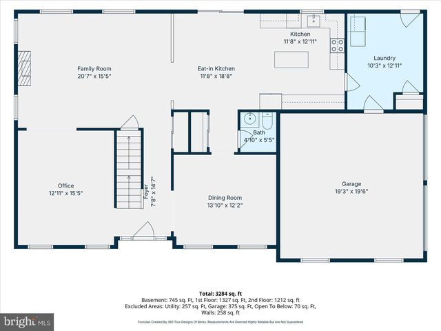 36 MINE RD, Fleetwood, PA 19522
