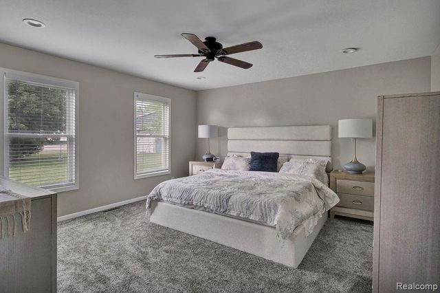 3334 E Freeland Road, Freeland, MI 48623