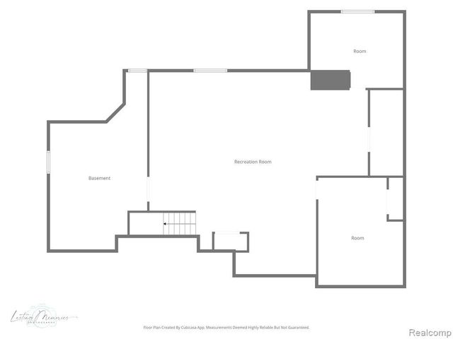 3334 E Freeland Road, Freeland, MI 48623