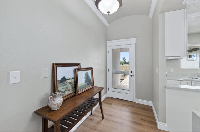 16564 Monreal Road, Madera, CA 93636