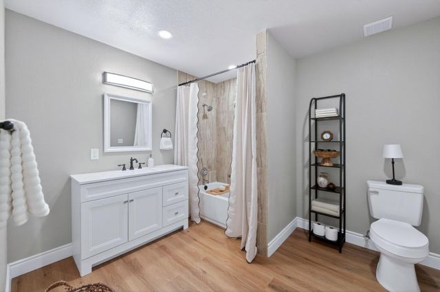 16564 Monreal Road, Madera, CA 93636