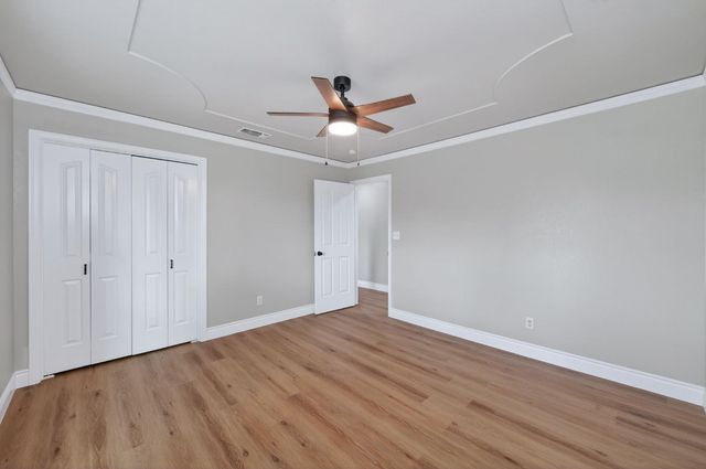 16564 Monreal Road, Madera, CA 93636