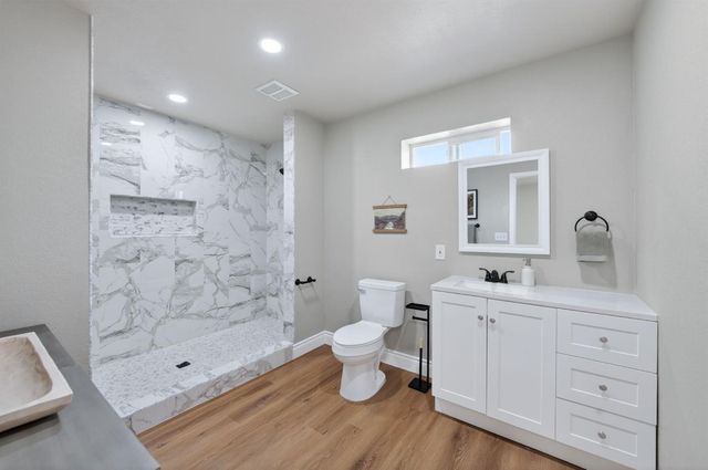 16564 Monreal Road, Madera, CA 93636
