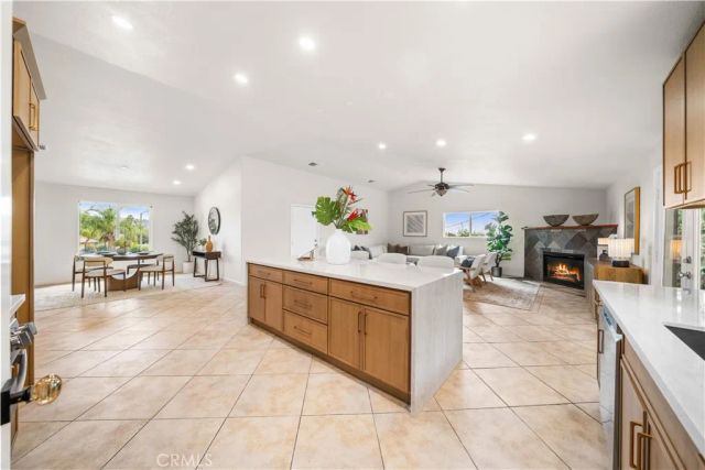 291 Hillandale Court, Riverside, CA 92507