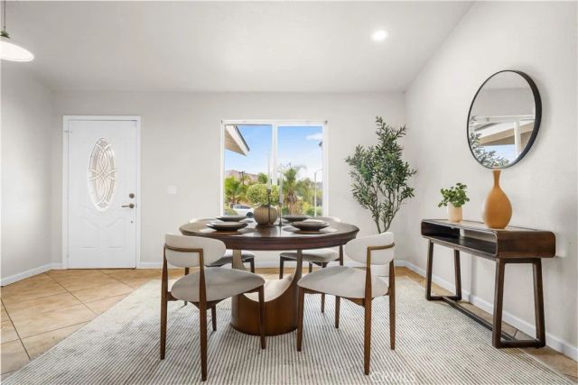 291 Hillandale Court, Riverside, CA 92507