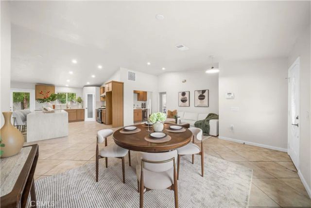 291 Hillandale Court, Riverside, CA 92507