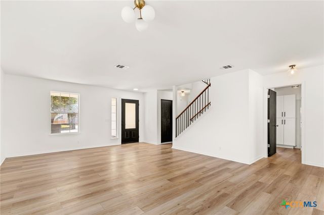 208 Langely, Kyle, TX 78640