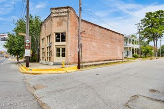 300 E Bridge Street, Breaux Bridge, LA 70517
