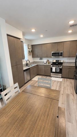 5204 Surfwalk Way 156, San Diego, CA 92154