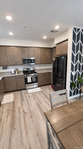 5204 Surfwalk Way 156, San Diego, CA 92154
