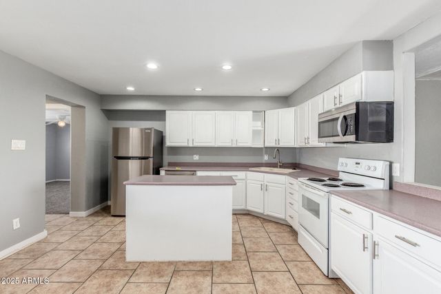 1298 E BARCELONA Avenue, Casa Grande, AZ 85122